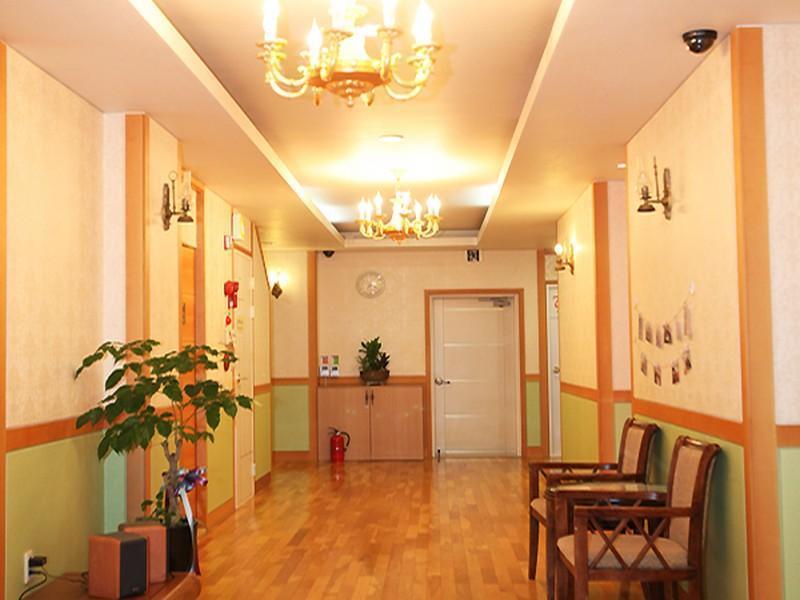 Hostel Lyndon Jeju by Eksteriør bilde