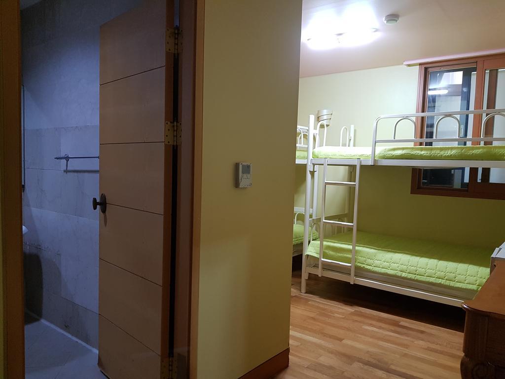 Hostel Lyndon Jeju by Eksteriør bilde