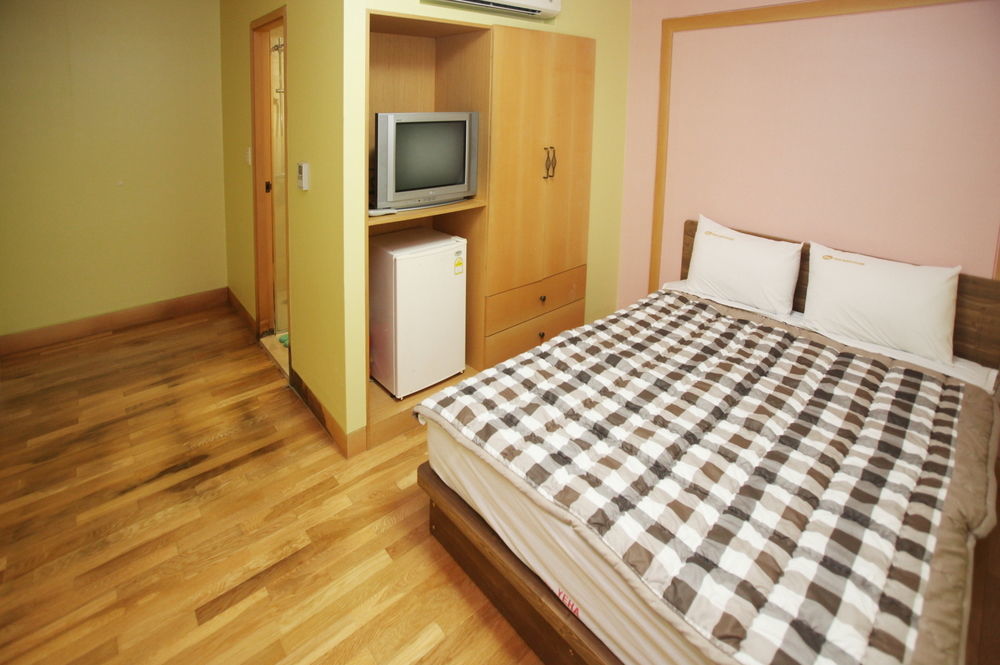Hostel Lyndon Jeju by Eksteriør bilde